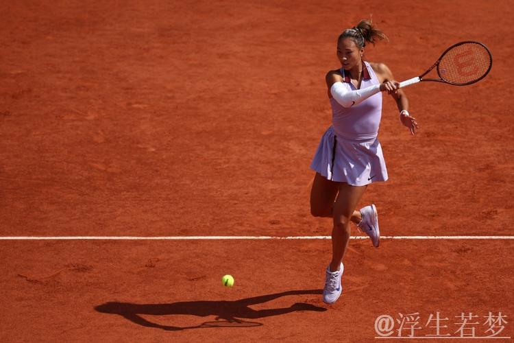 郑钦文升至世界第五 以头号种子出战WTA女王杯 郑钦文升至世界第五 以头号种子出战WTA女王杯